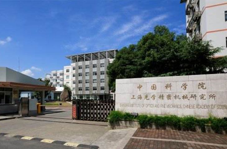 中國科學(xué)院上海光學(xué)精密機(jī)械研究所使用小型線切割機(jī)操作簡(jiǎn)單方便